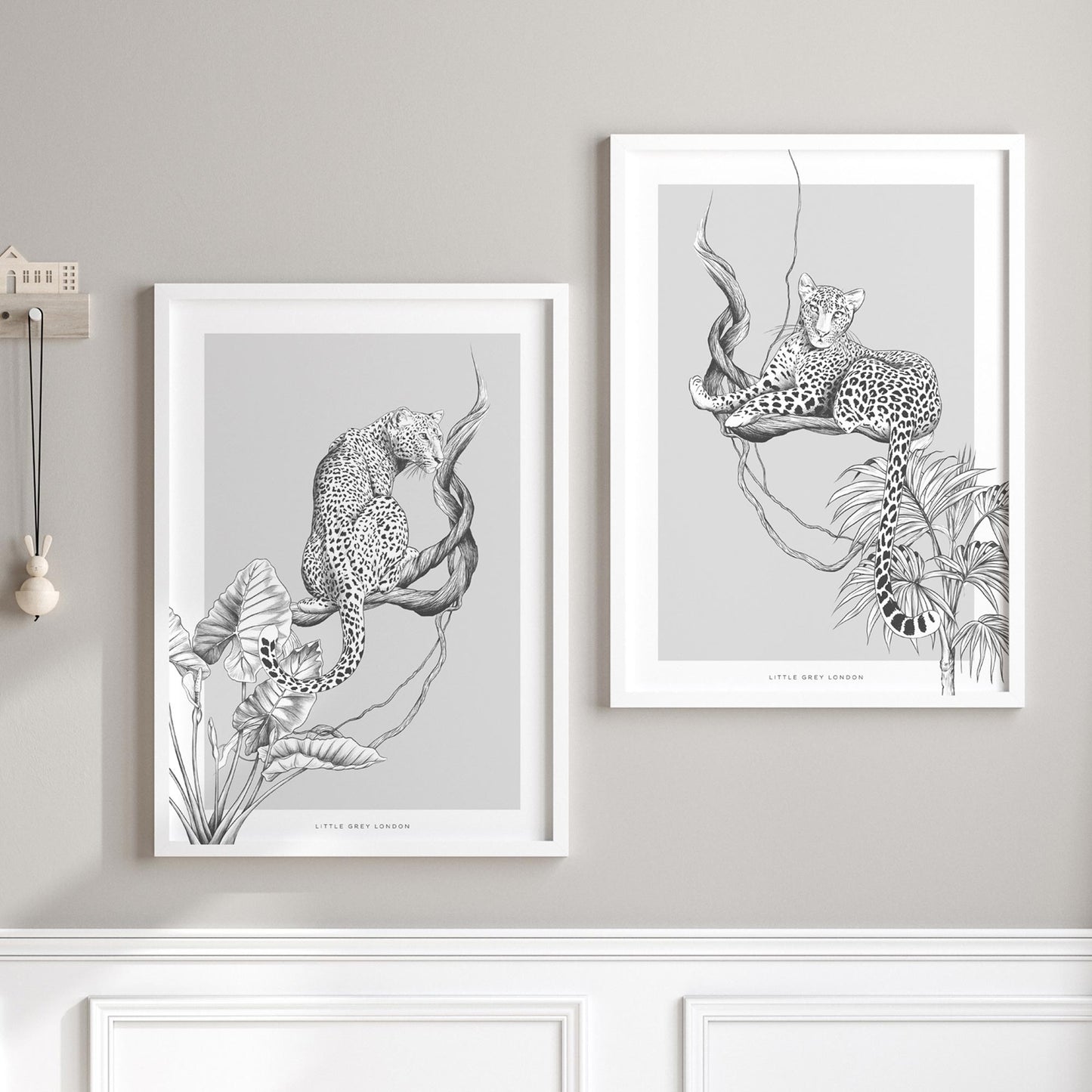 JUNGLE LEOPARD GREY SET OF 2 ART PRINTS