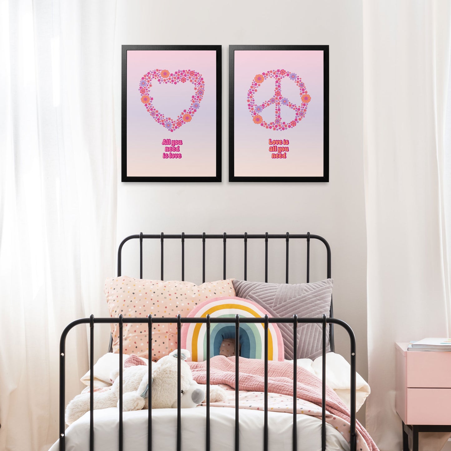 GROOVY 60's RETRO LOVE AND PEACE PRINTS